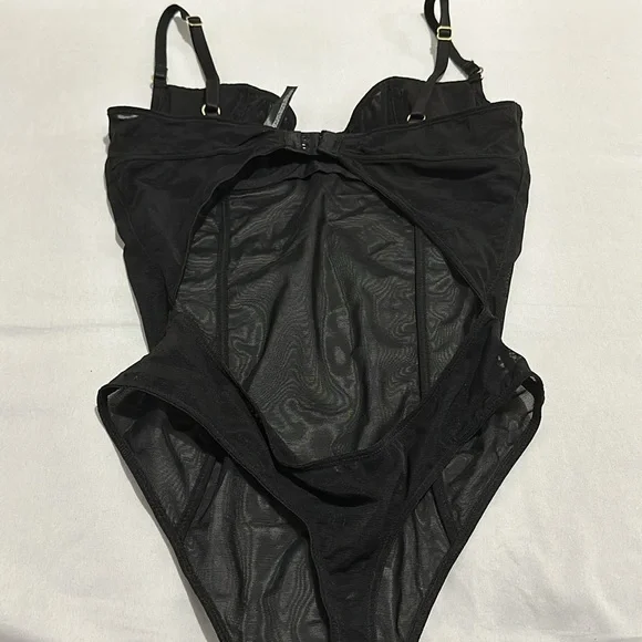 Aritzia Ten by BABATON foyer bodysuit - Picture 8 of 9